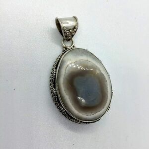 OCEAN LACE AGATE OVAL STERLING SILVER FILIGREE DOT DESIGN PENDANT NECKLA…